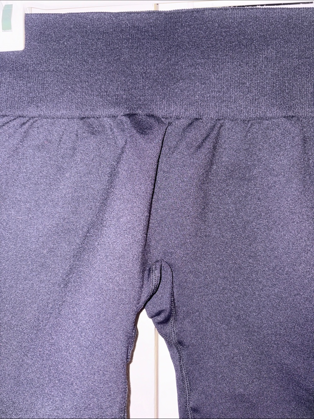 Halara compression leggings - Picture 4 of 9